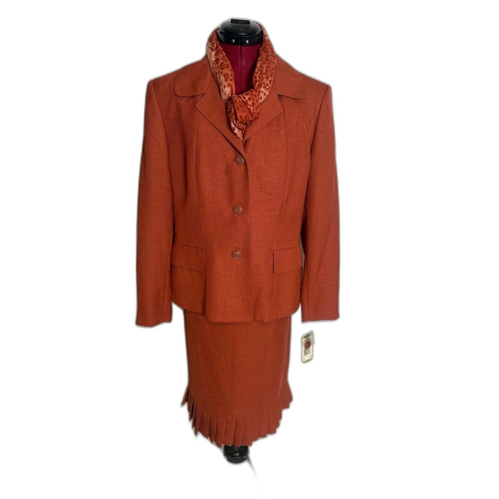 NWT Le Suit Skirt Suit Size 14P Orange/Rust 2-Piece Set Blazer & Skirt Scarf